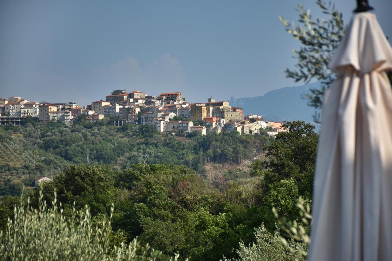 Agriturismo B&B Il Rifugio Di Nino Контурси Экстерьер фото